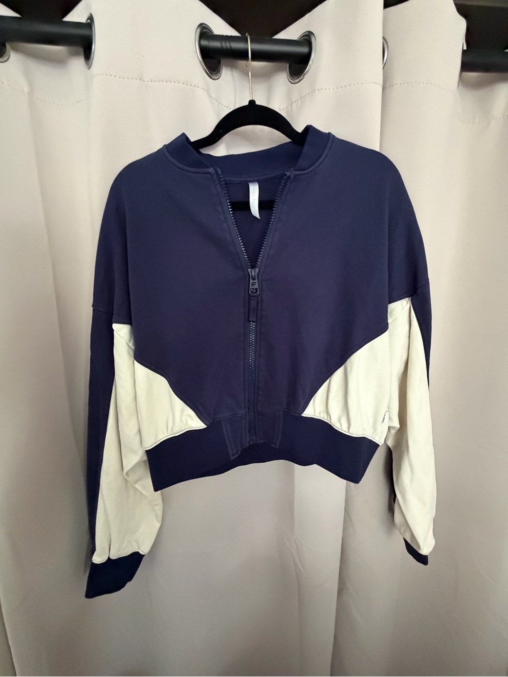 Fabletics Navy Blue & Cream Colorblock Full-Zip Jacket